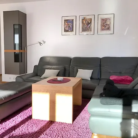 1st Floor - Hochwertige Mit Balkon Und Aufzug